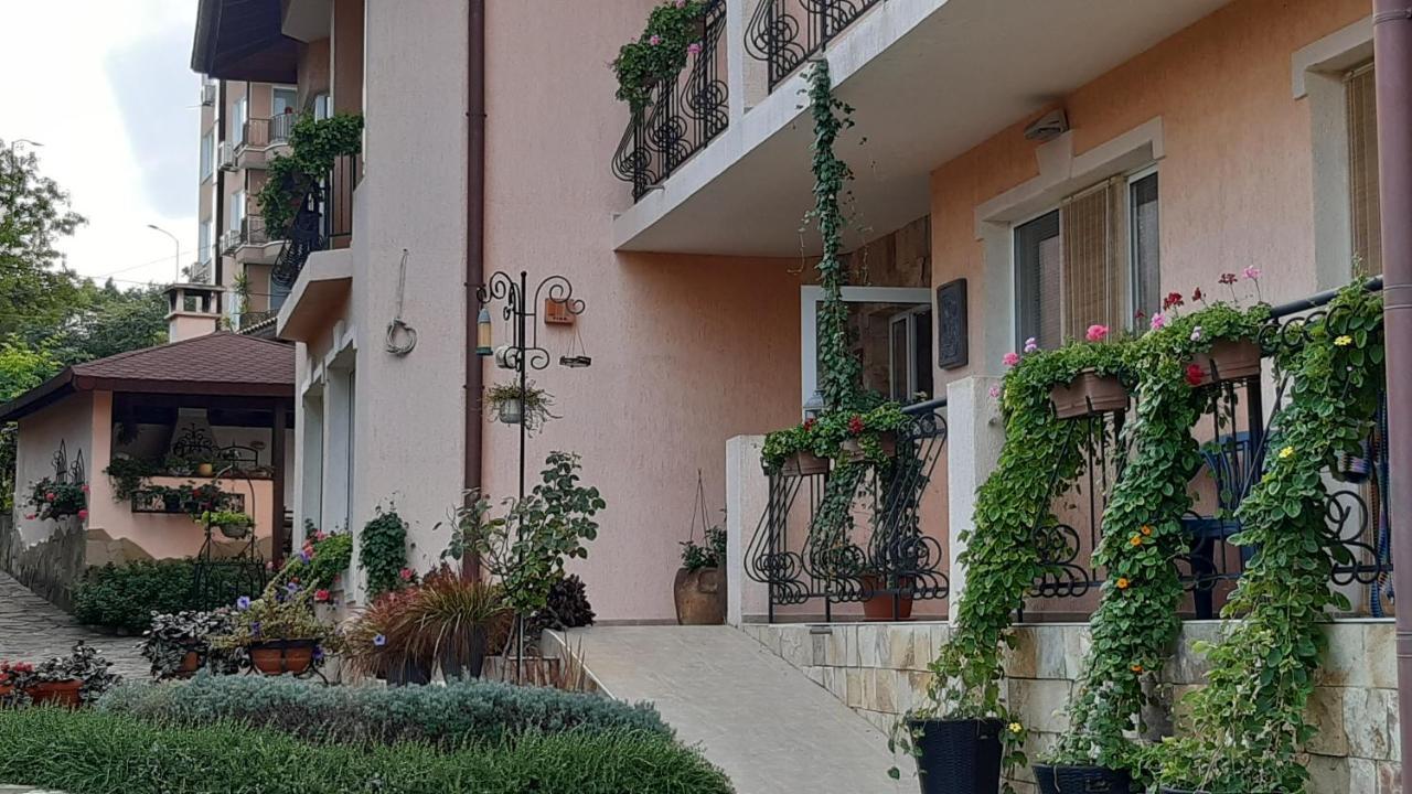 Motivi Hotel Saints Constantine and Helena Exterior photo