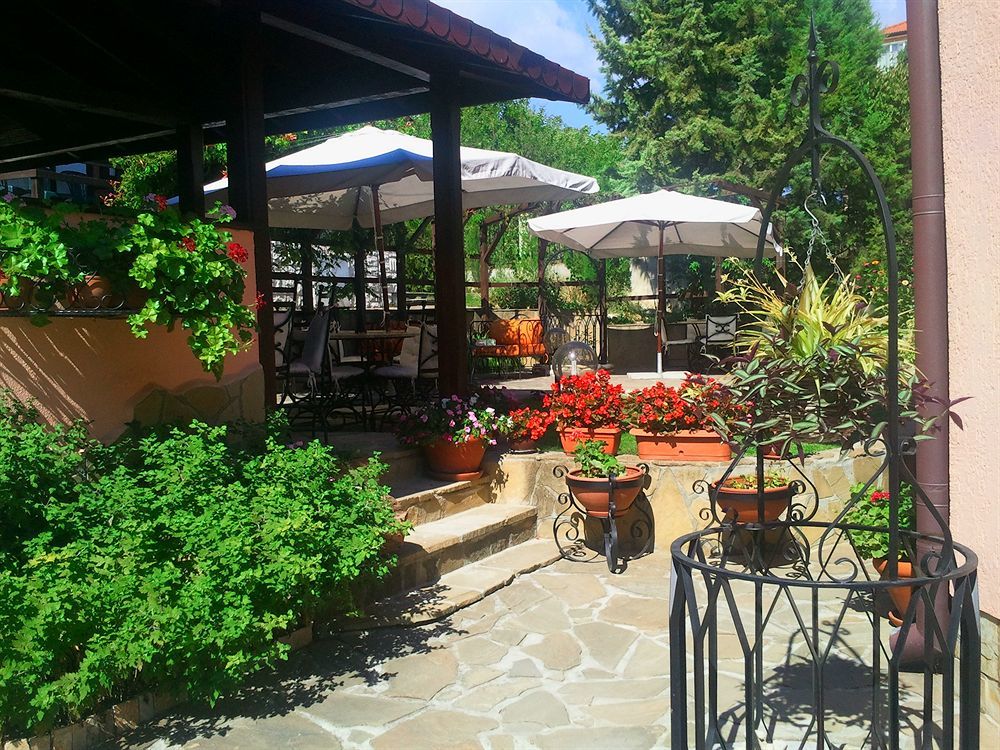 Motivi Hotel Saints Constantine and Helena Exterior photo